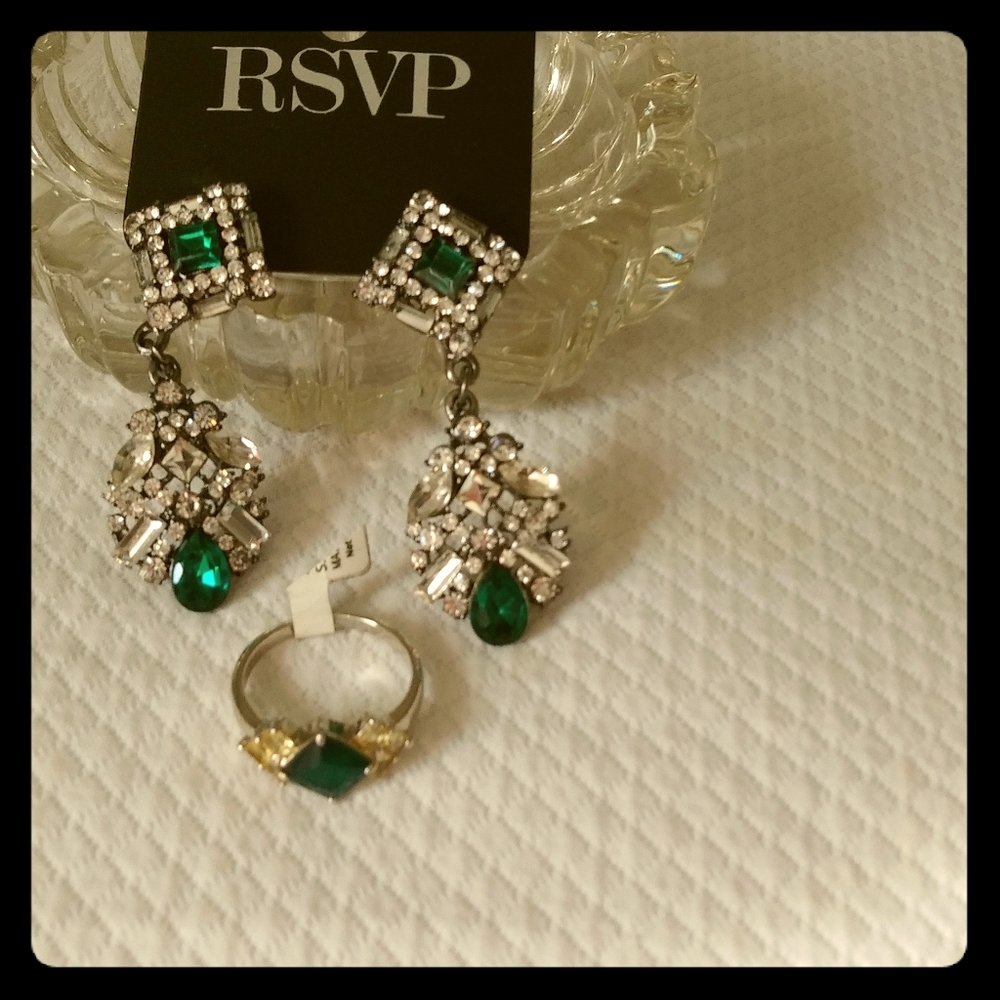 Earrings and ring set